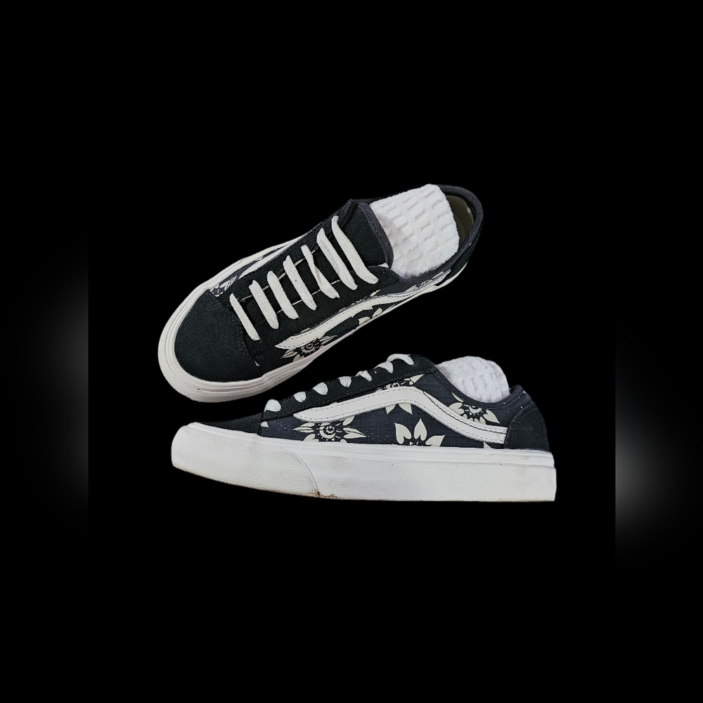 Vans low top sneakers